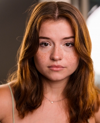 Vocal Teacher, Keyboard + Piano Teacher Alexandra Van Der Hulst