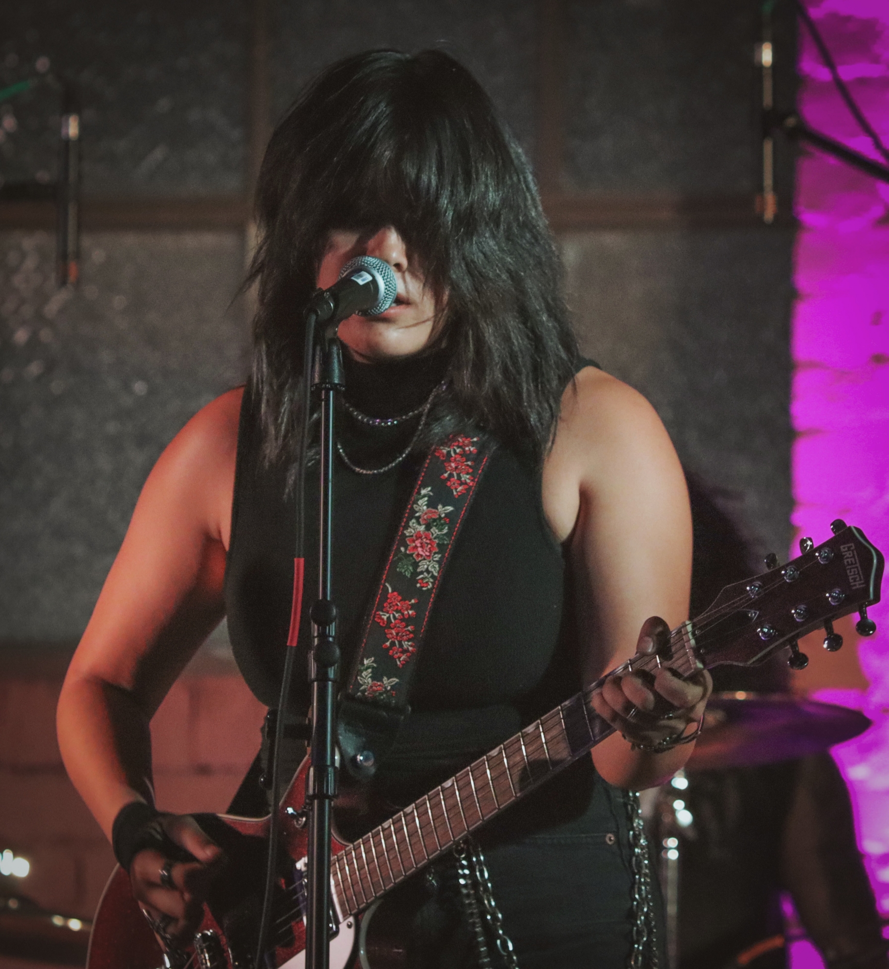 Vocal Teacher, Guitar Teacher, Bass Guitar Teacher Macie Vergeire