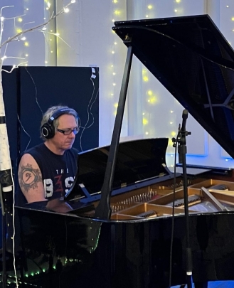 Bass Guitar Teacher, Guitar Teacher, Keyboard + Piano Teacher, Vocal Teacher John