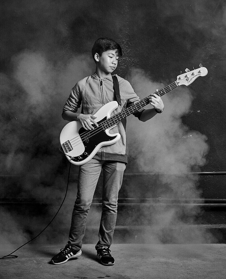 bass guitar lessons for kids