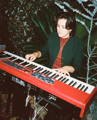 Keyboard + Piano Teacher Anna Bettendorf