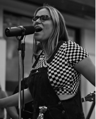 Vocal Teacher, Keyboard + Piano Teacher Mady